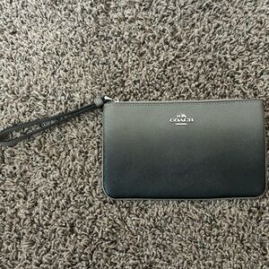 COACH Large Wristlet in Silver Fog Ombré Grey